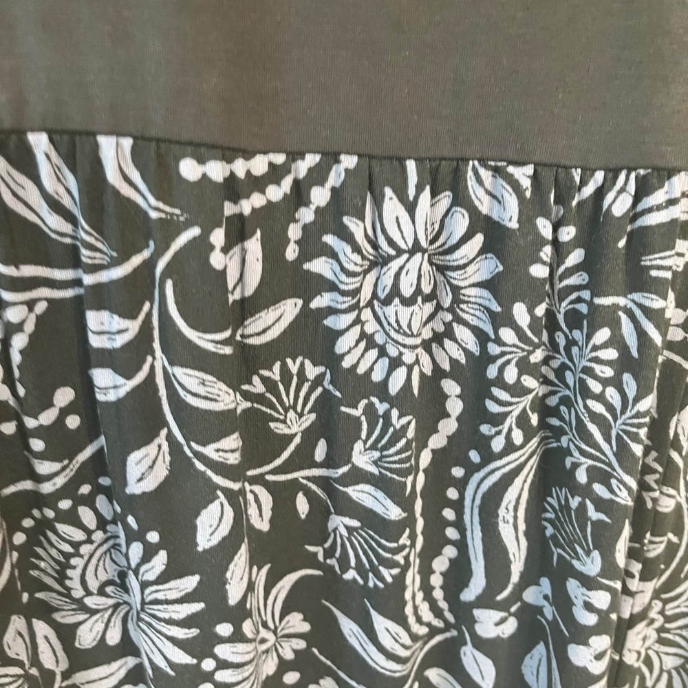 NWT Maurices Dark Blue and Light Blue Patterned Midi Dress - Picture 6 of 8